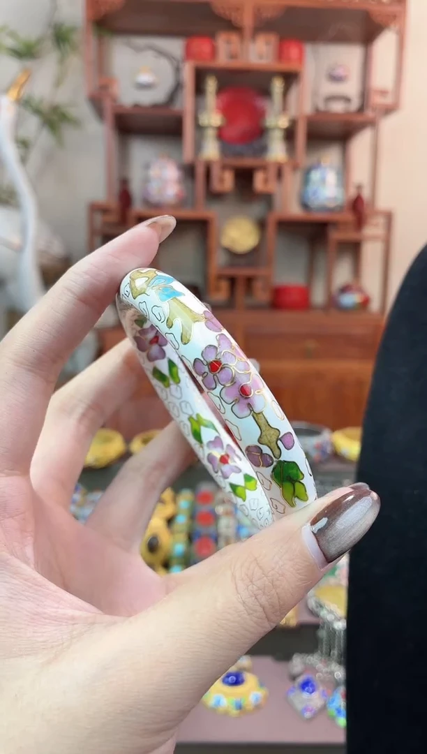 非遗手工景泰蓝镯子白色