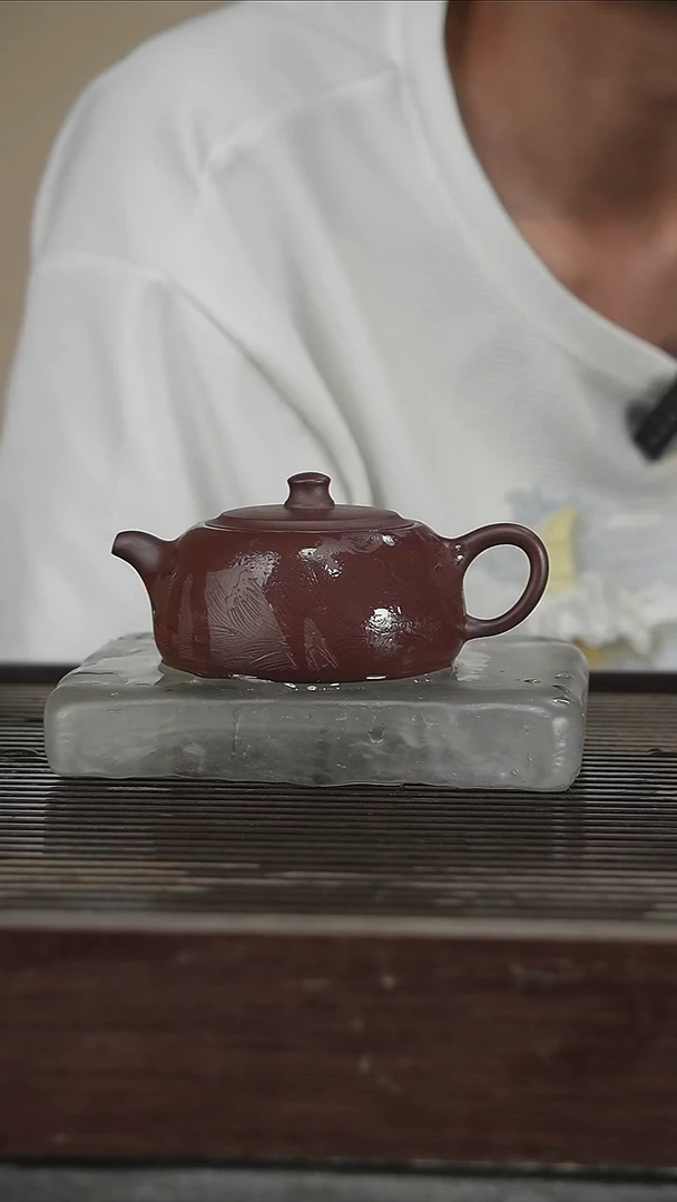 茶壶紫砂高工200CC带证201号
