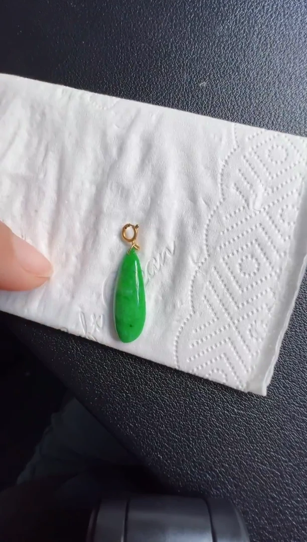 吊坠(不含链)18K金镶嵌翡翠368