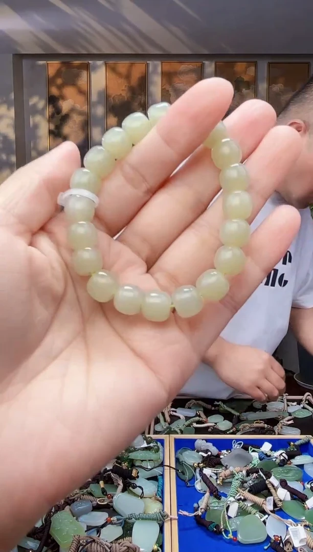 和田玉未镶嵌挂件拍一发一