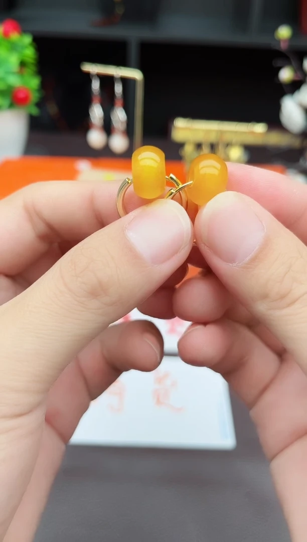 玛瑙/玉髓耳饰未镶嵌536000