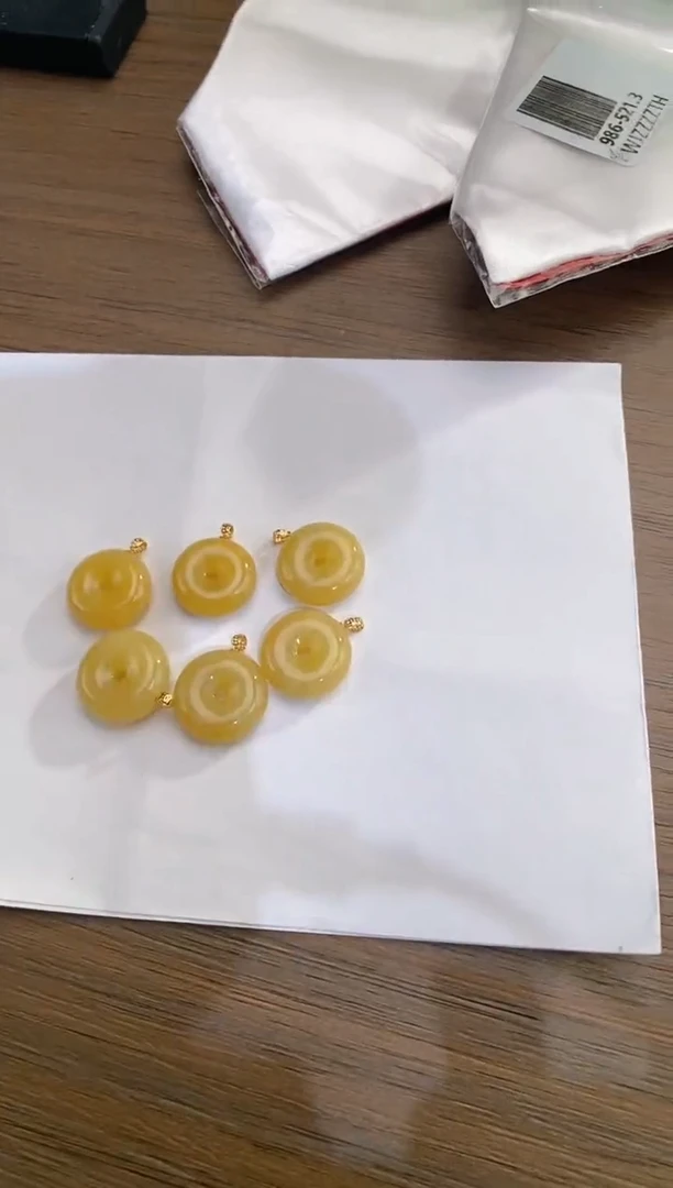 翡翠18K金镶嵌吊坠(不含链)平安扣 多样性发一