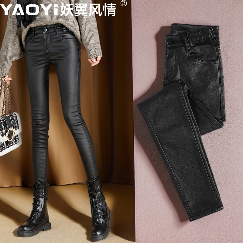 亚光皮裤女高腰2025年秋冬新款加绒加厚紧身显瘦小脚裤外穿打底裤