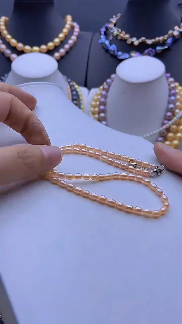 淡水珍珠未镶嵌颈饰1