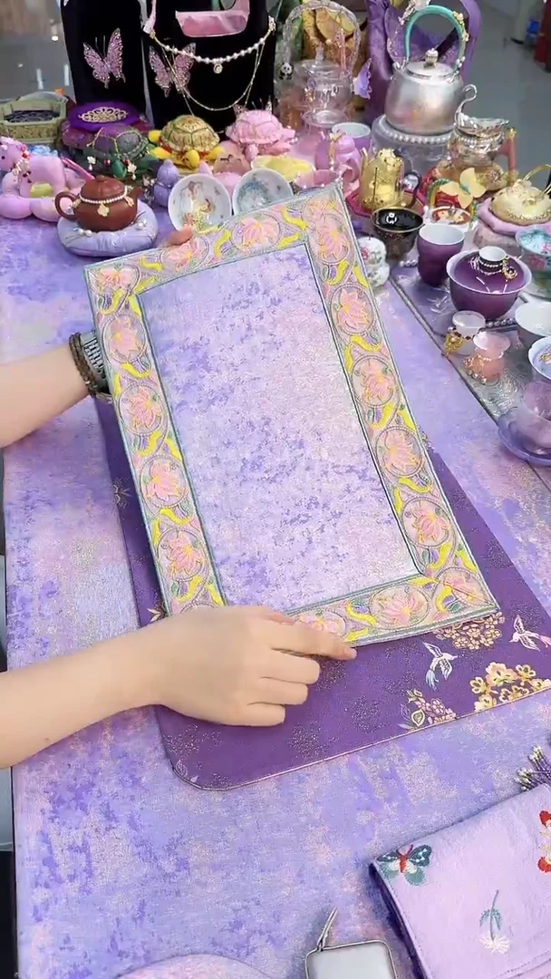13号紫色鎏金边框茶席