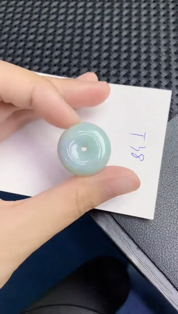 翡翠未镶嵌颈饰天然翡翠緬甸A貨