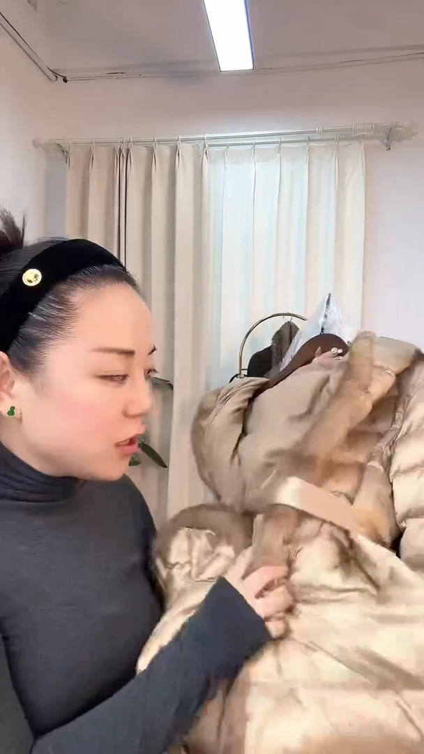 女士时尚搭配 外套