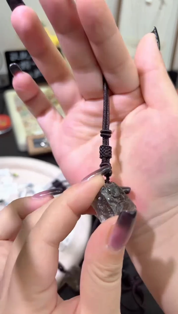 吊坠(赠链)未镶嵌水晶茶水晶项链