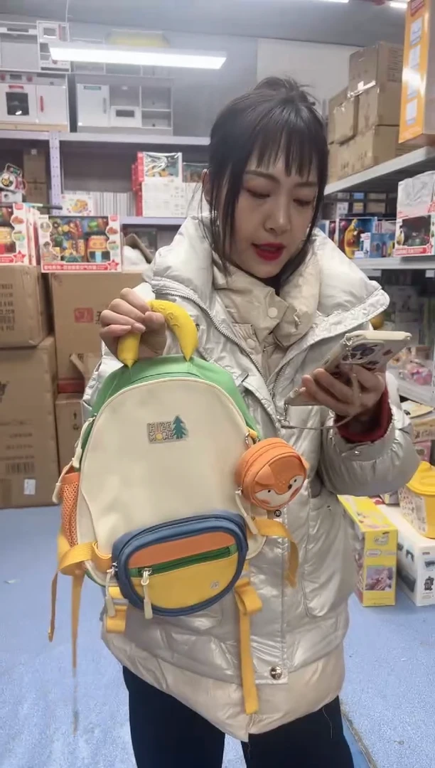 md6443户外功能系列幼儿背包-小狐狸