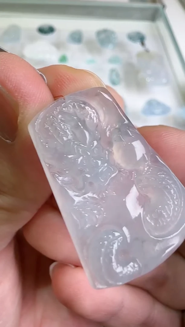 【闪购商品】翡翠吊坠(不含链)未镶嵌..