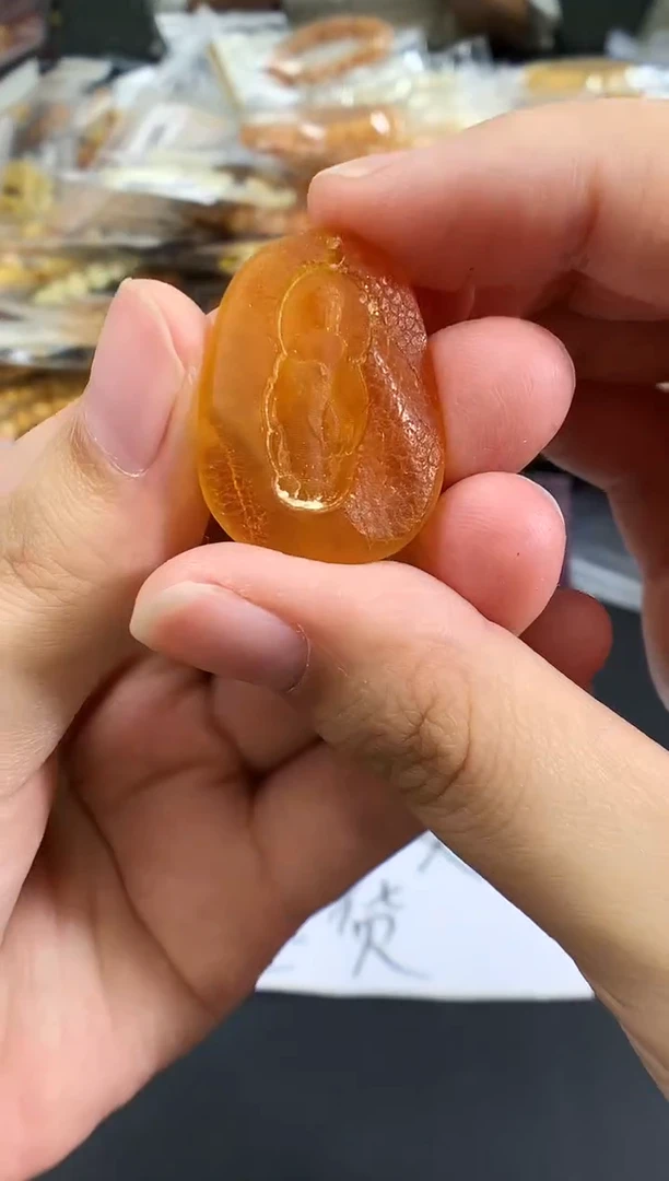 蜜蜡未镶嵌珠宝奇石1