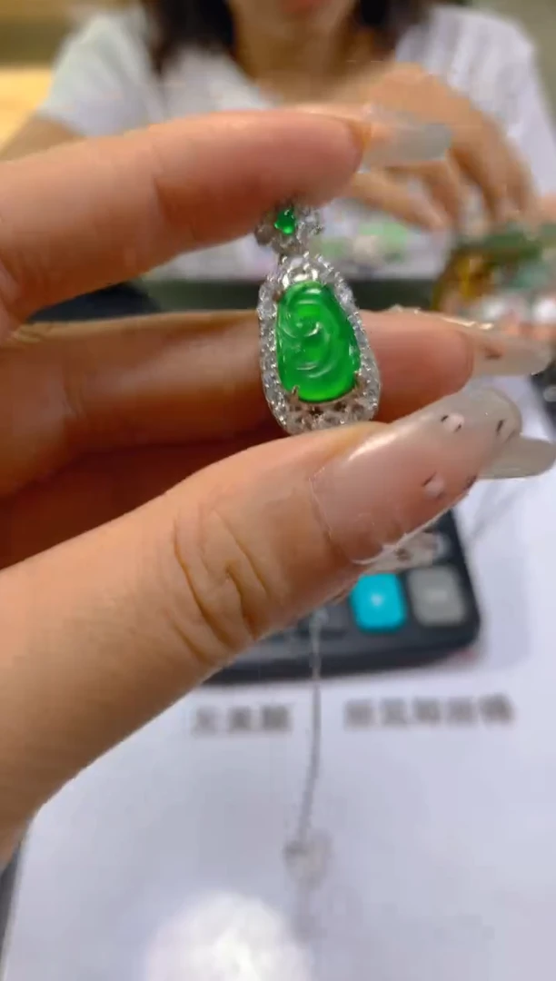 颈饰未镶嵌翡翠多样性发一