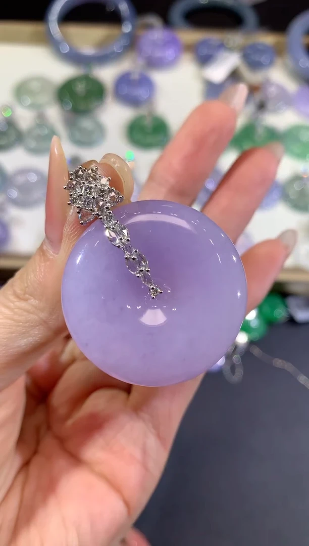 吊坠(不含链)18K金镶嵌翡翠1****3164-无鉴赏-29800