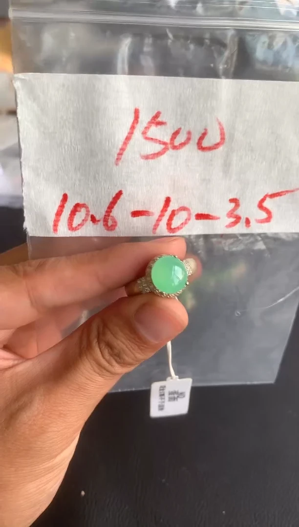 未镶嵌定制翡翠缅甸A货翡翠，拍一发一