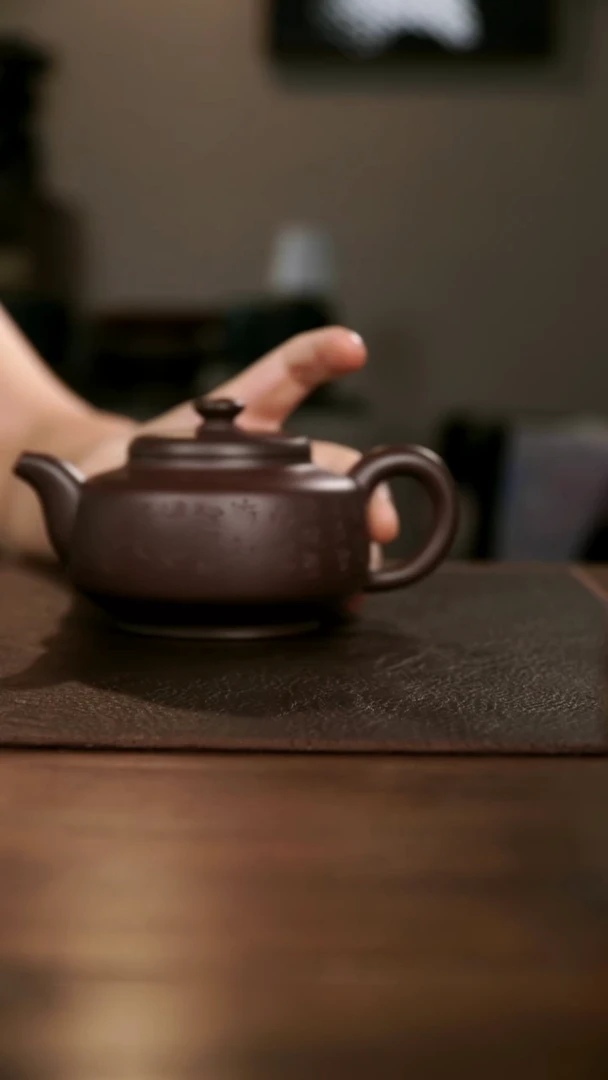 茶壶紫砂u****5文革泥士圆壶