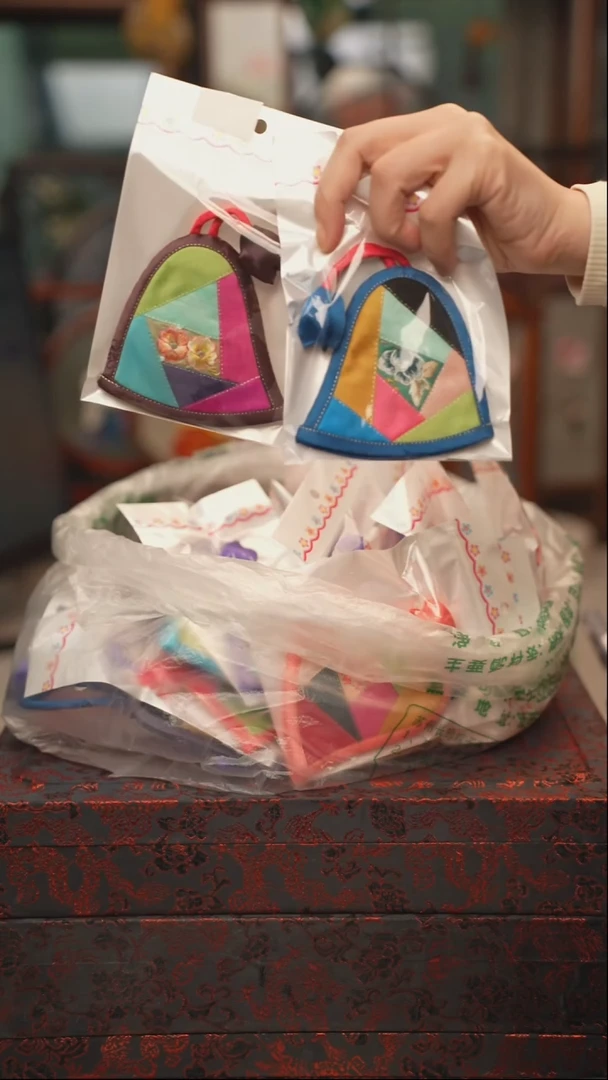 扇子钥匙扣 绣花吊坠非遗