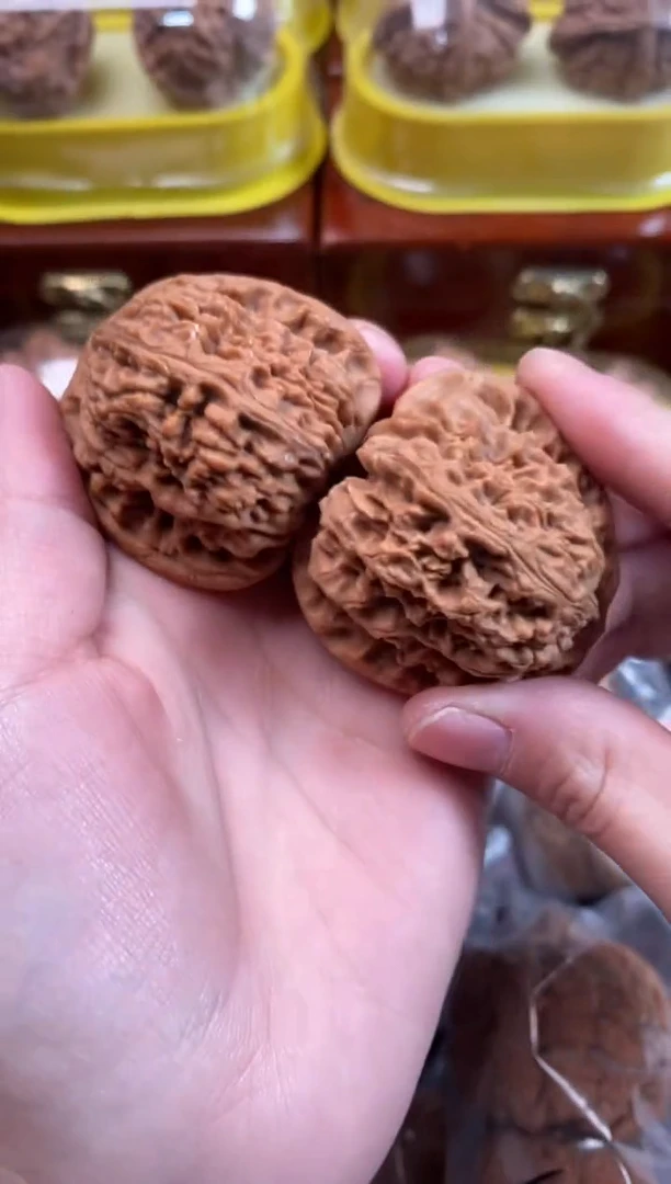 把件文玩核桃南疆石43尺s145
