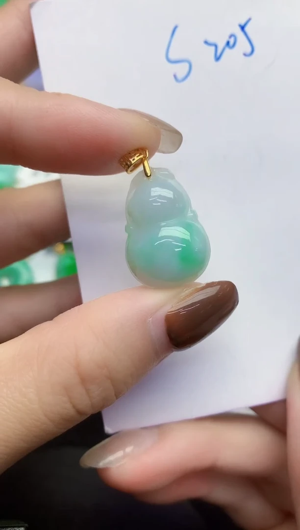 颈饰未镶嵌翡翠缅甸天然翡翠A货
