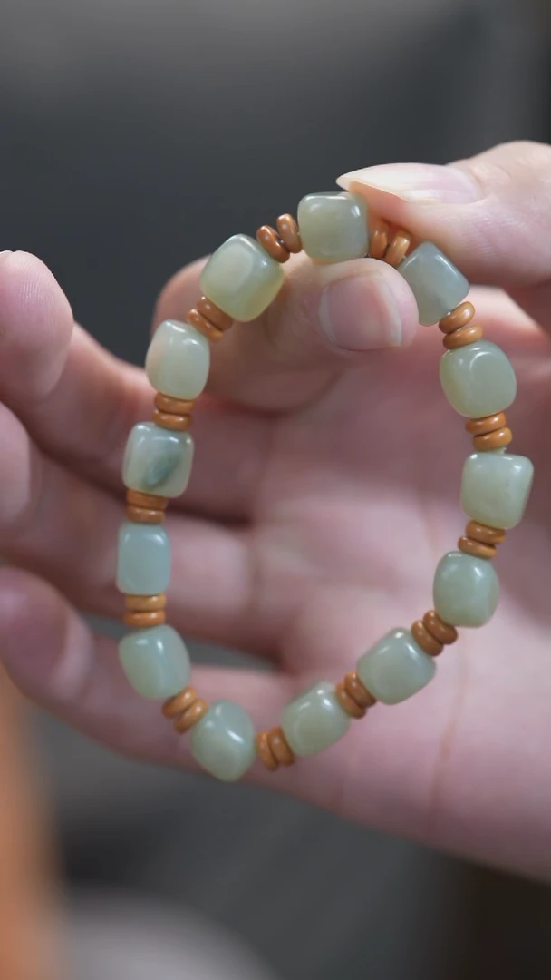 未镶嵌手串和田玉手串