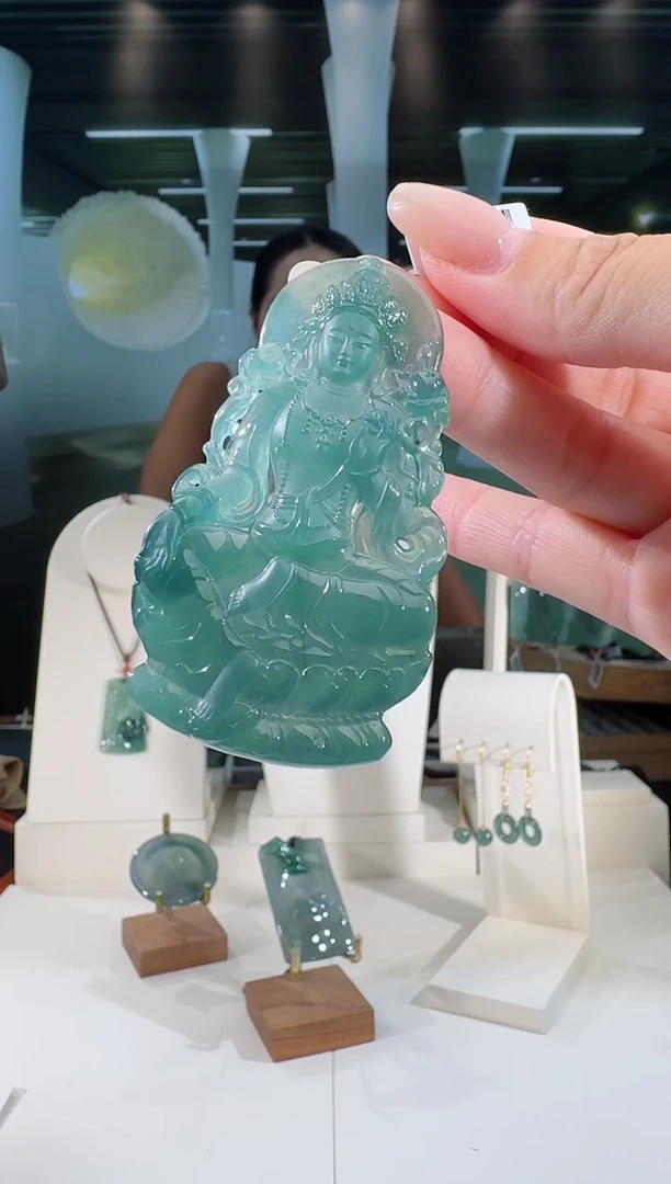 翡翠未镶嵌吊坠(不含链)度母多样性发一