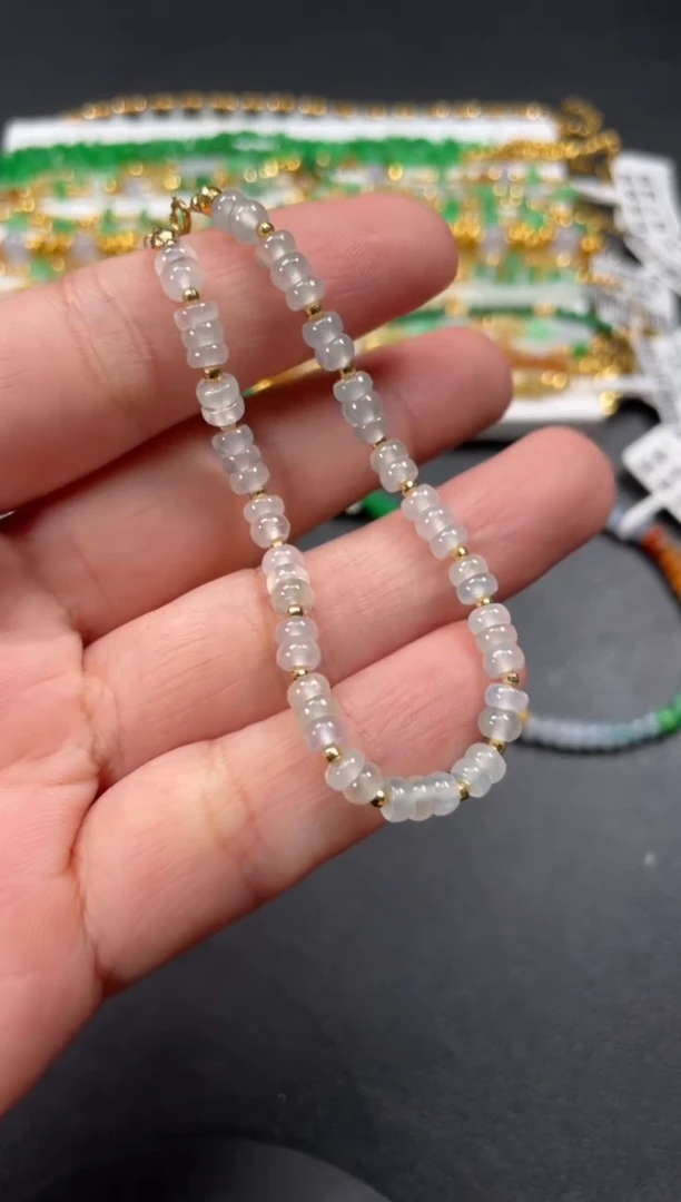 18K金镶嵌手链翡翠一条  P546