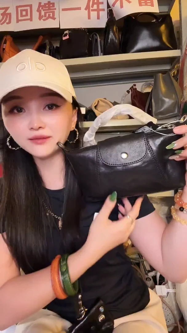 小牛皮（革）珊瑚店清斜挎包真皮包时尚百搭包包