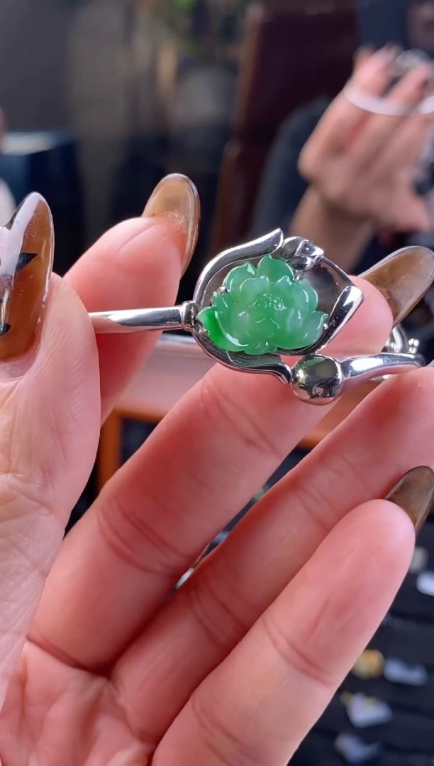 颈饰银S925镶嵌翡翠19249