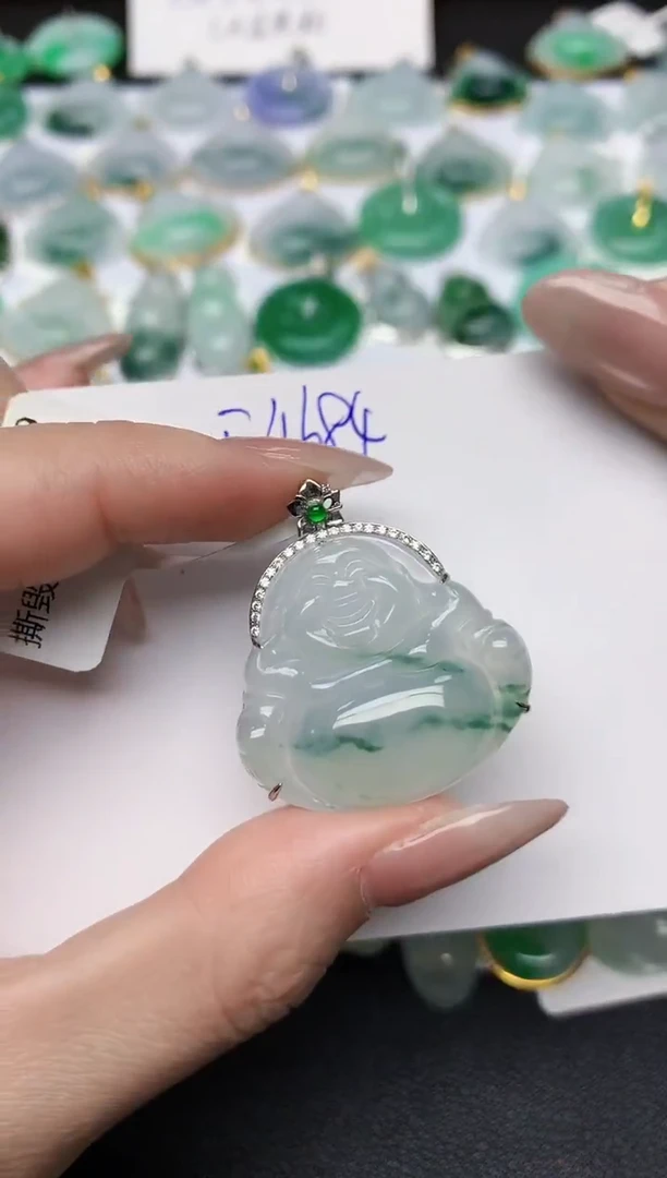 颈饰18K金镶嵌翡翠天然缅甸A货翡翠百元以上9元证书费自理
