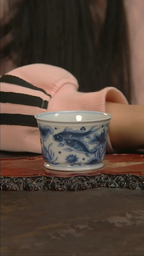 【闪购商品】青花手绘鱼藻主人杯