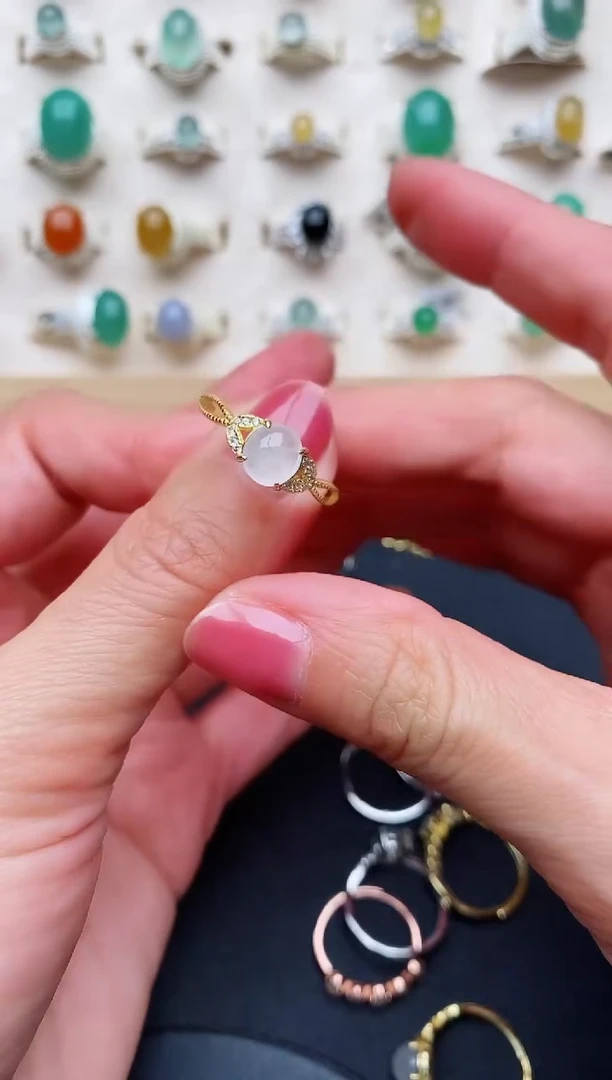 【闪购商品】翡翠戒指银S925镶嵌缅甸天然A货翡翠222   8-8