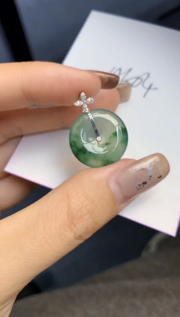 颈饰18K金镶嵌翡翠天然A货翡翠百元以上9元证书费自理