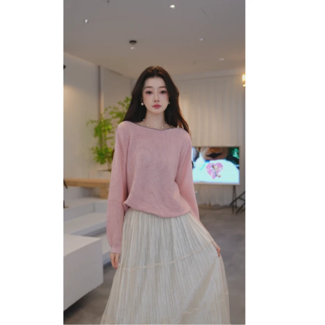 Basic House/百家好欧若风时尚气质圆领长袖针织衫 B1325B51482