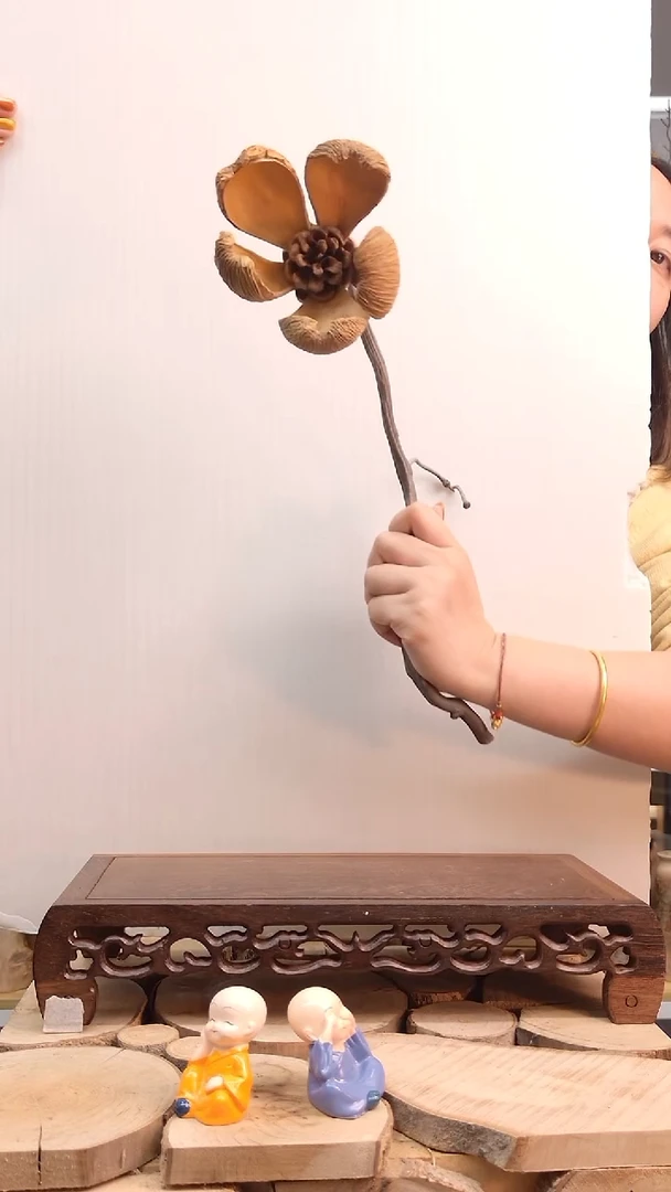 木随机龙柳枝油画莲一只-30-40厘米长度