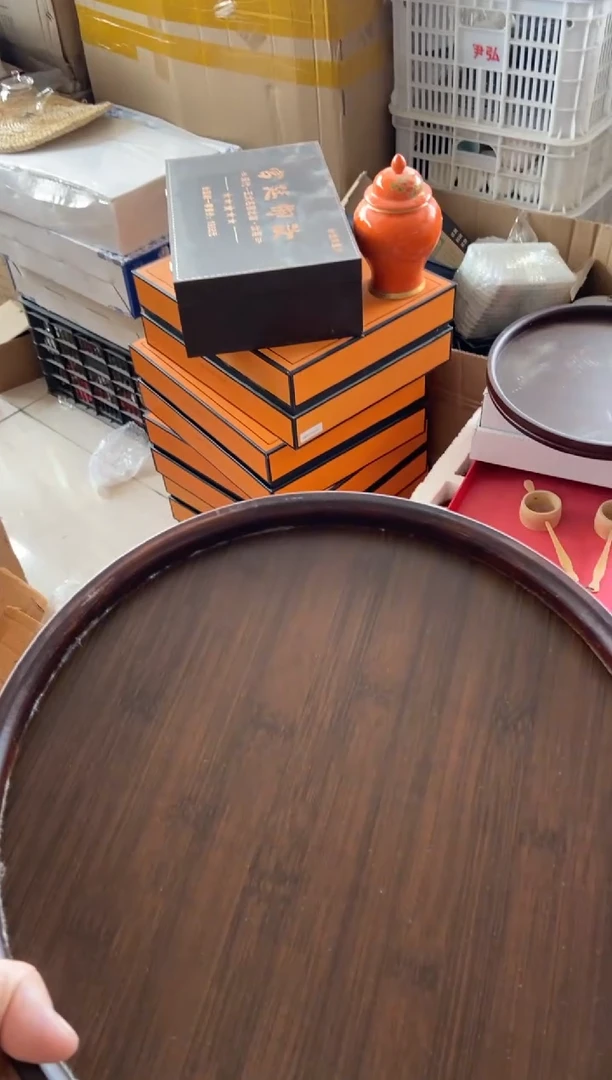 无运费险有瑕疵的摄影的产品有使用过的痕迹有点脏介意勿拍