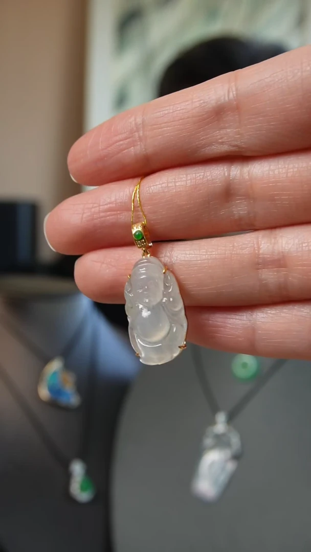 【闪购商品】翡翠吊坠(不含链)18K金镶嵌天然缅甸翡翠吊坠