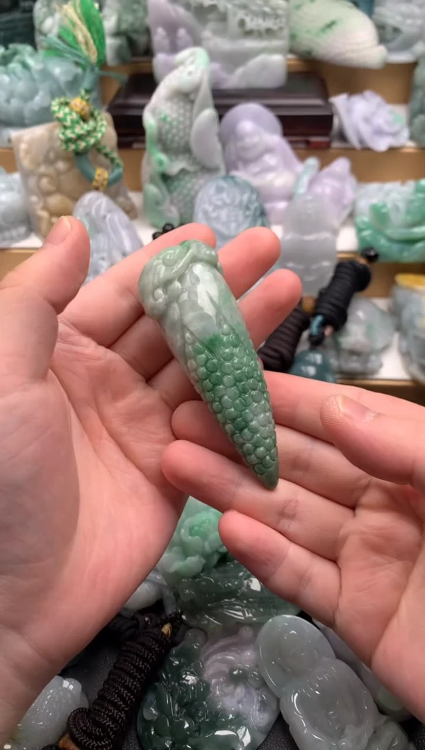 吊坠(不含链)未镶嵌翡翠1