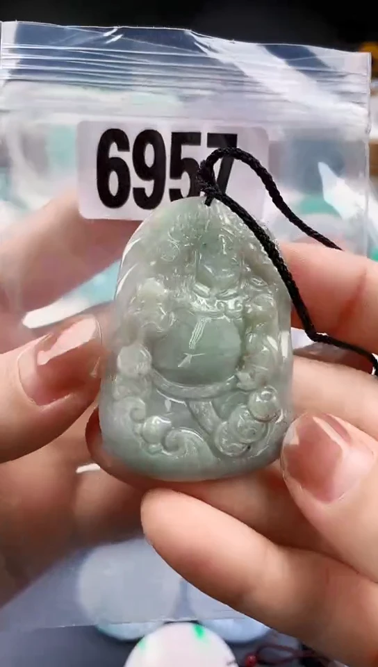 颈饰未镶嵌翡翠天然翡翠吊坠挂件