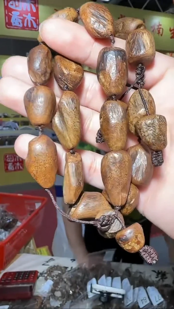 沉香手串169号单圈瘤疤多样性发一