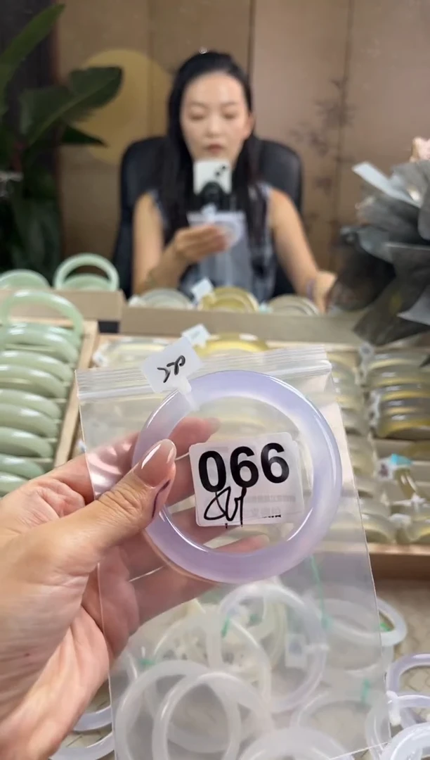 手镯玛瑙/玉髓未镶嵌066