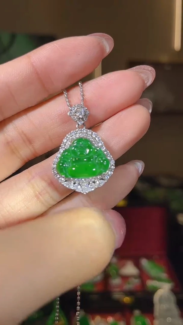 【闪购商品】翡翠吊坠(不含链)银S925镶嵌天然翡翠A货