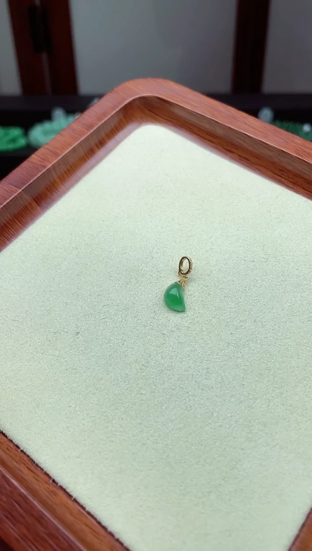 【闪购商品】翡翠手链未镶嵌翡翠