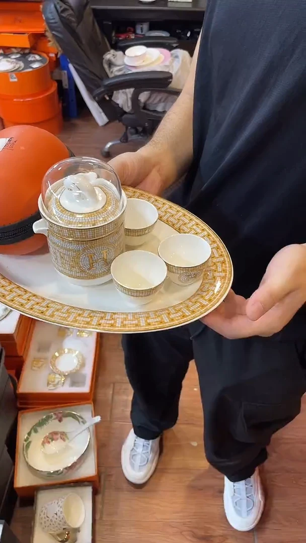 杯鸿辉家品牌瓷器，京东包邮！