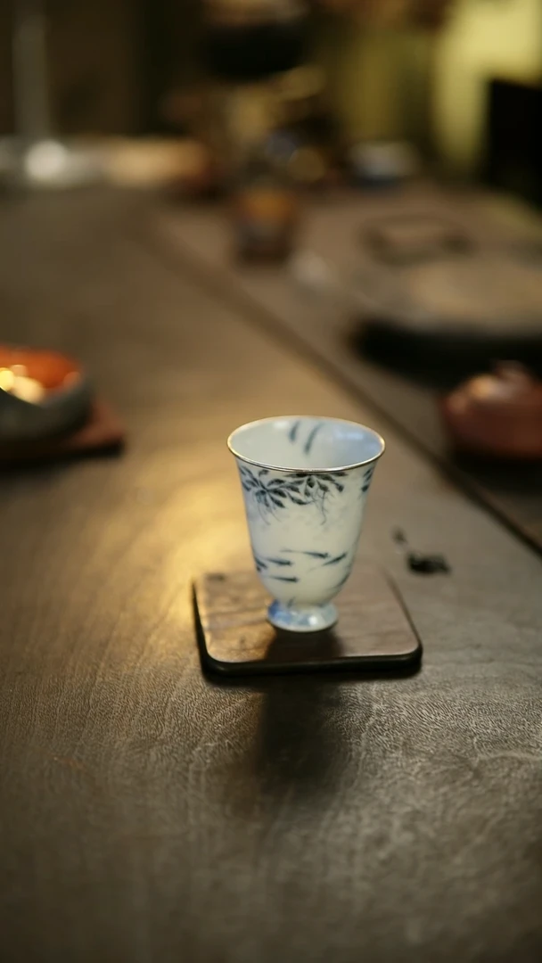 阿眠      清物堂柴窑青花游鱼杯高