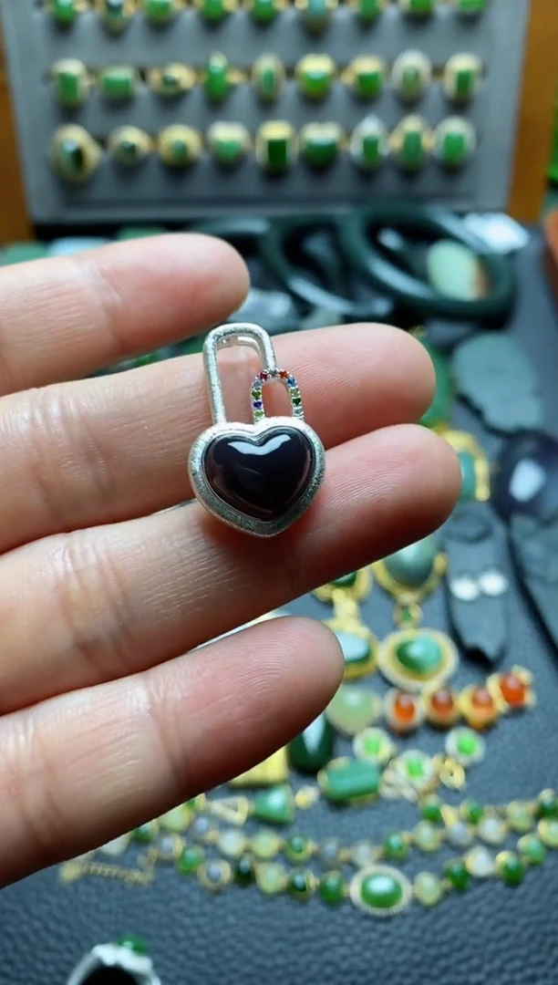 【闪购商品】和田玉吊坠银S925镶嵌吊坠