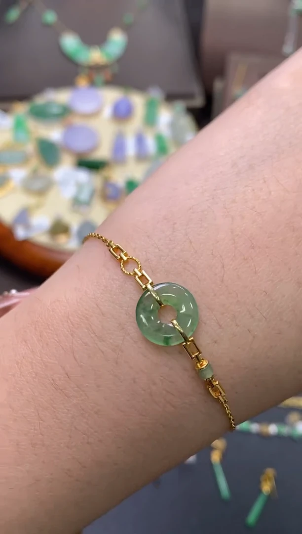 【闪购商品】翡翠颈饰18K金镶嵌净货11046