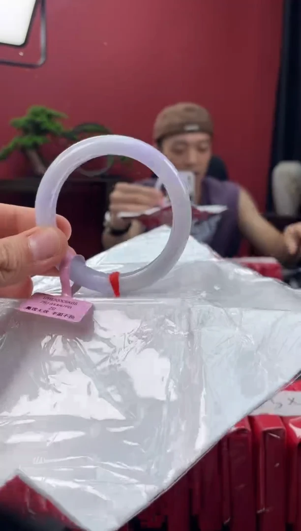 未镶嵌手镯翡翠2