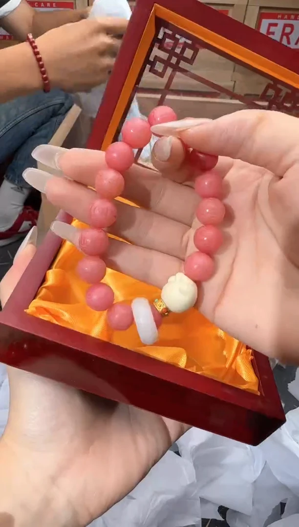 精美手串（无礼盒）
