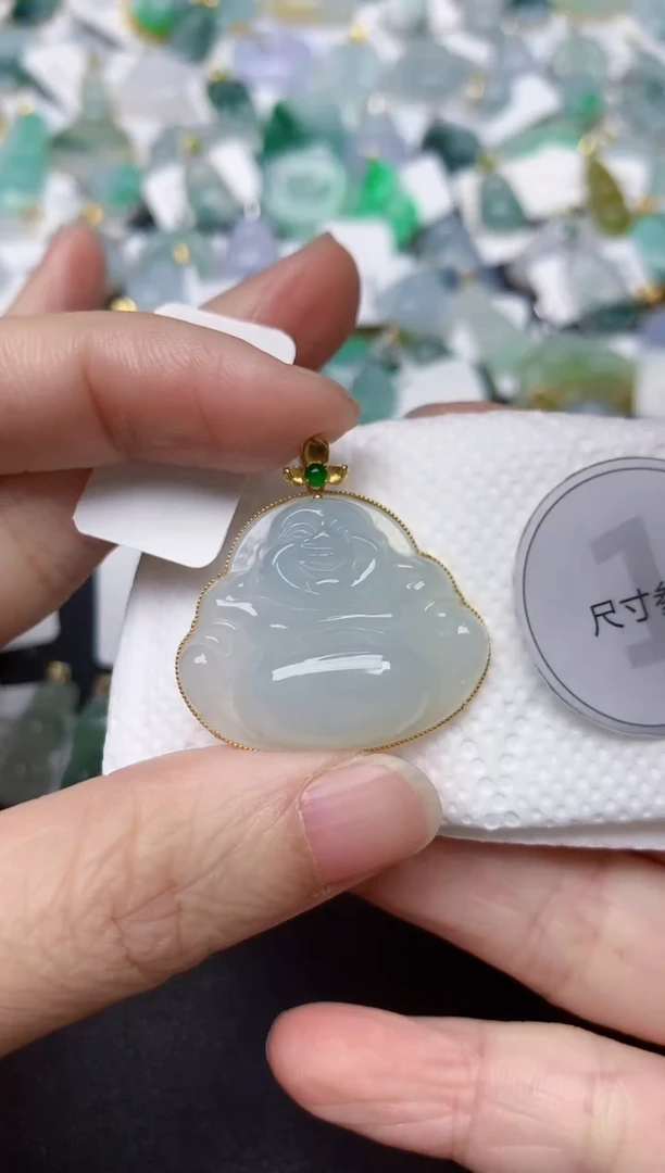 颈饰18K金镶嵌翡翠天然缅甸A货翡翠