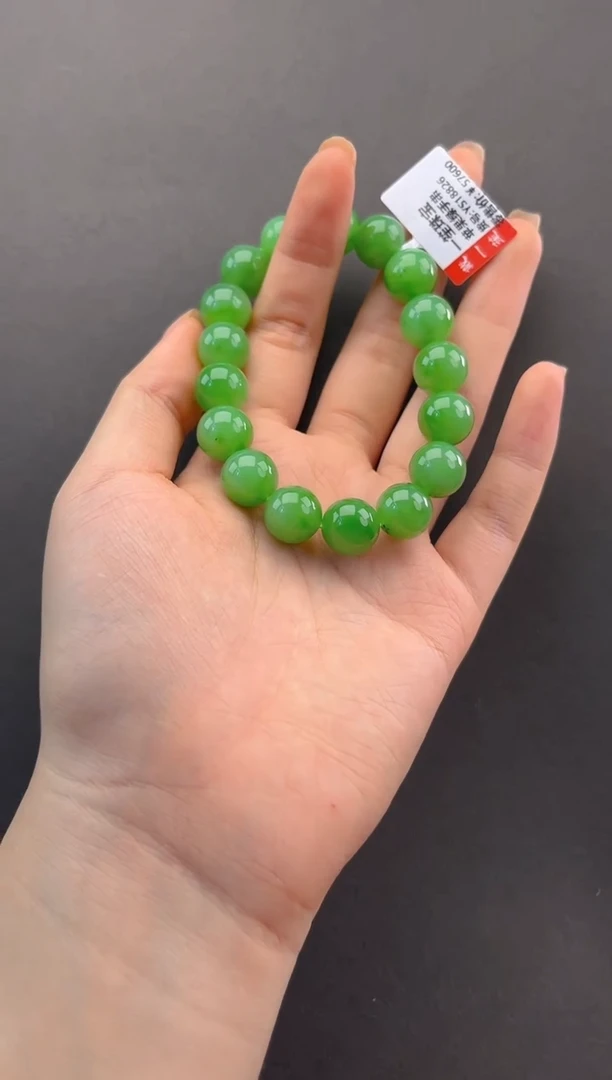 手串未镶嵌和田玉苹果绿手串12mm