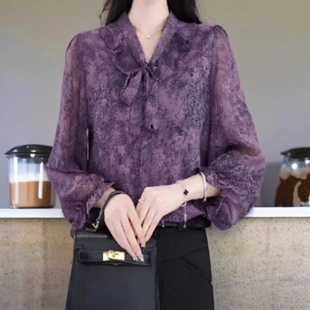 系带V领衬衫女2025春季新款洋气减龄修身显瘦蝴蝶结别致小衫上衣